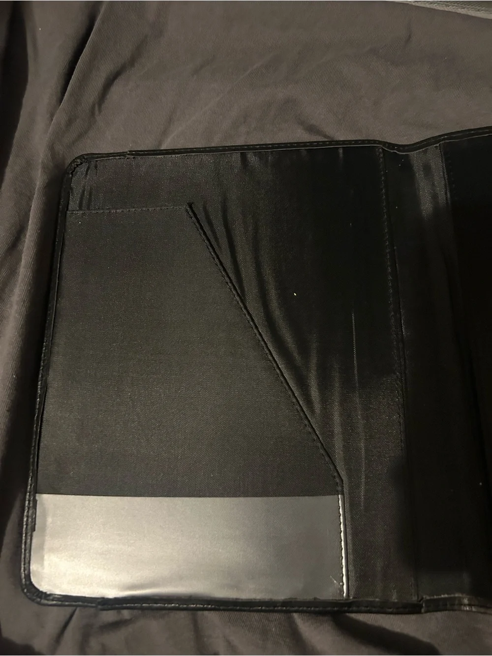 AT-A-GLANCE Professional Black Faux-Leather Padfolio